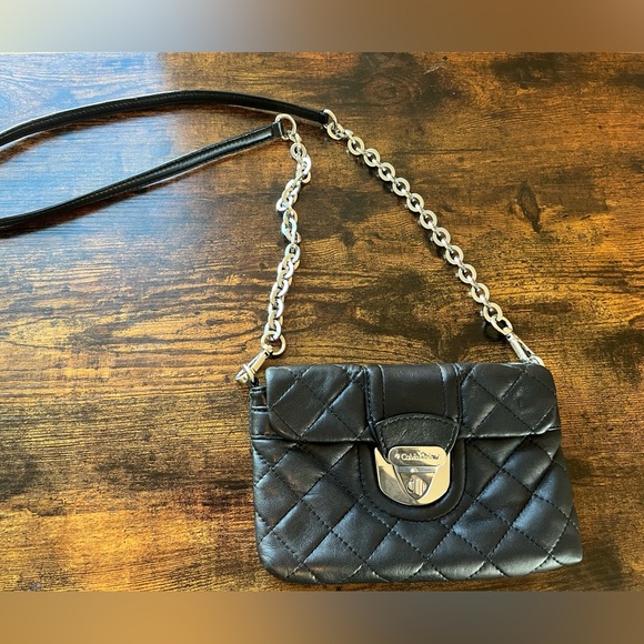 Calvin Klein Black Quilted Crossbody Bag - Picture 3 of 10